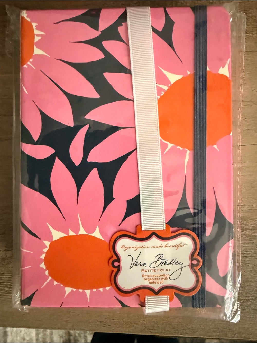 Vera Bradley Pink, Orange & bkack Petite Folio Organizer